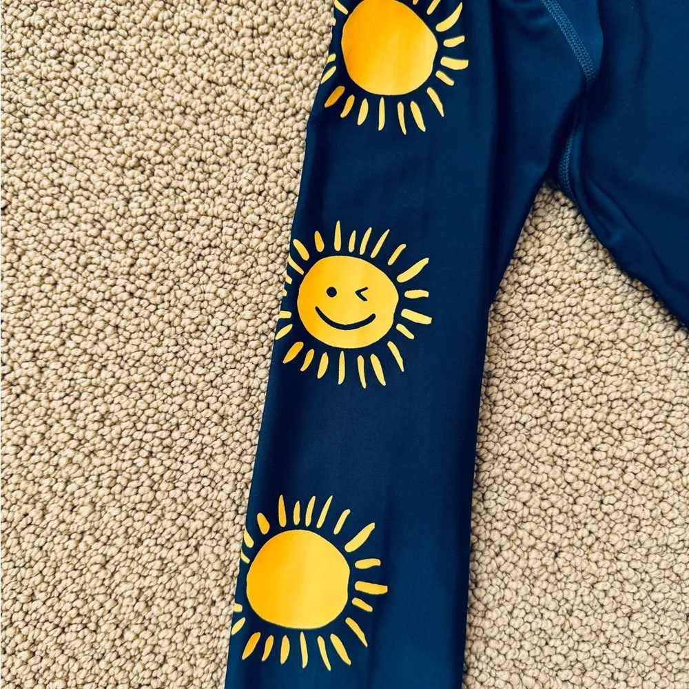 Tea Collection Rash Guard - Picture 4 of 5